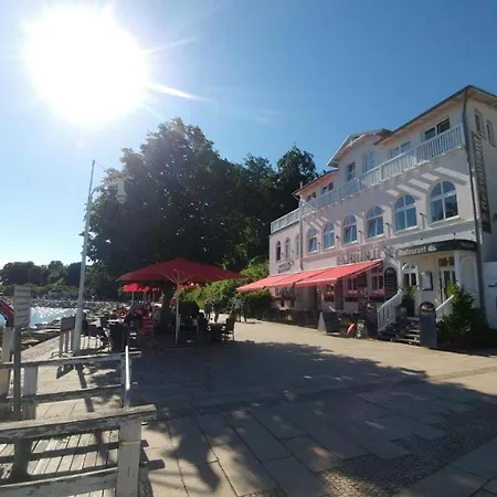 Pensionat Ostseeblick 3*